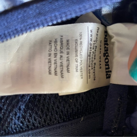 Patagonia Blue Belt Bag Versatile and Durable - Picture 4 of 6